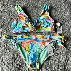 NWT Women’s Time and Tru Bikini size Medium